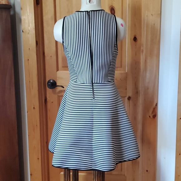 Monteau LA striped sun-dress - Picture 3 of 5